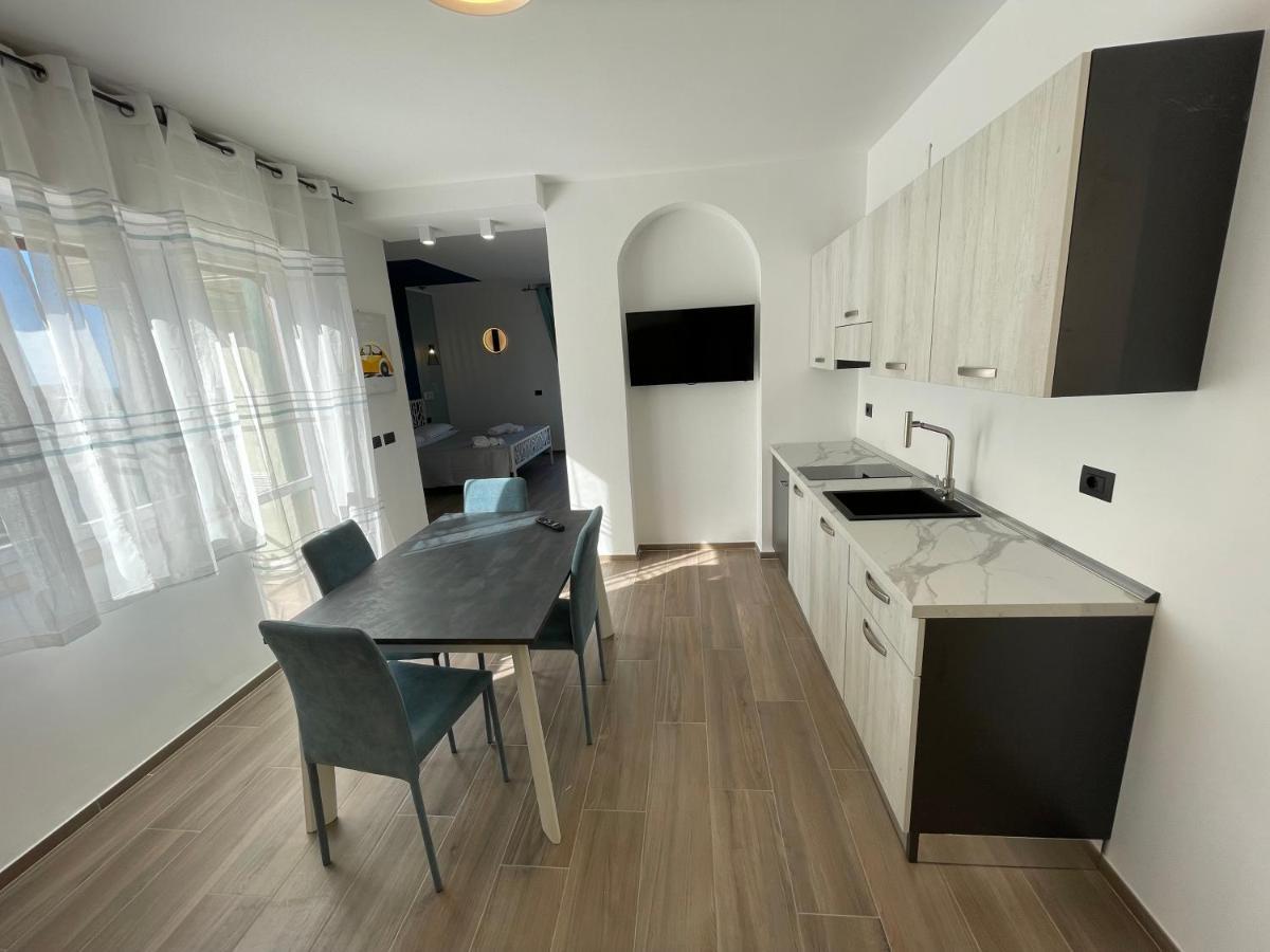 Levante Trani Luaran gambar